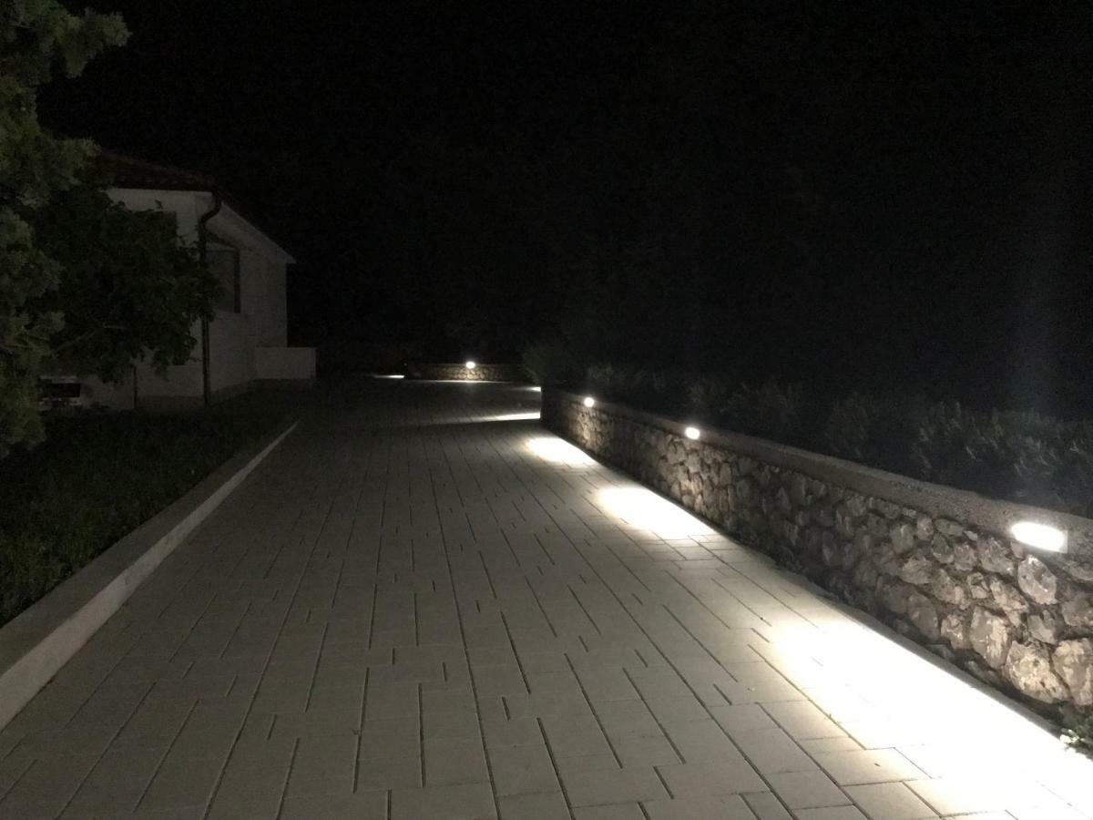 Villa Kvarner Šilo Eksteriør bilde